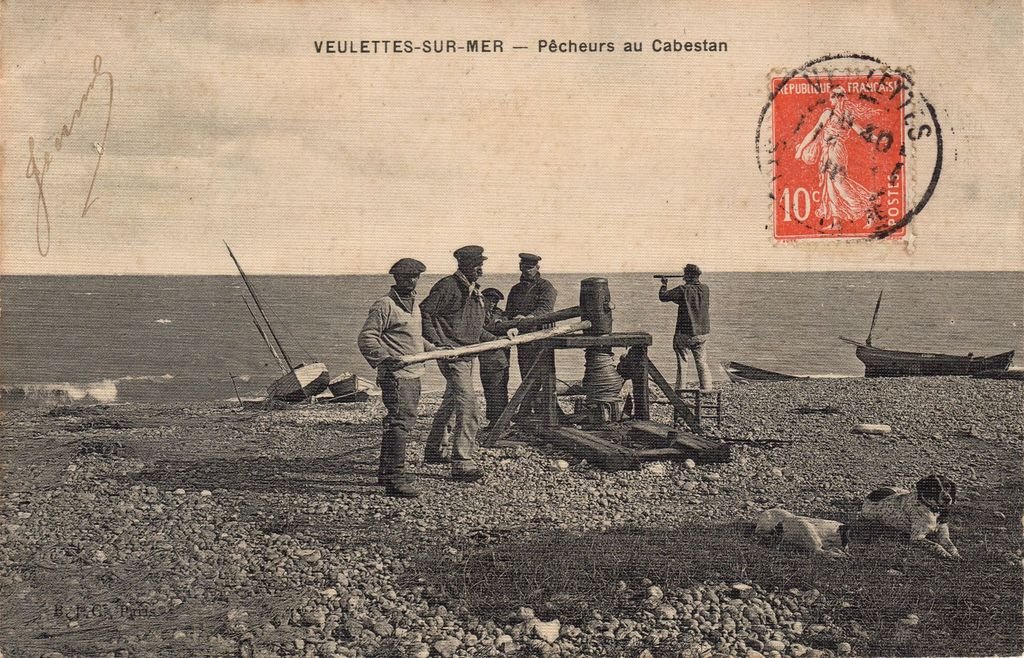 76 - VEULETTES - Pêcheurs au Cabestan - B.J.C. Paris - 01-12-24.jpg