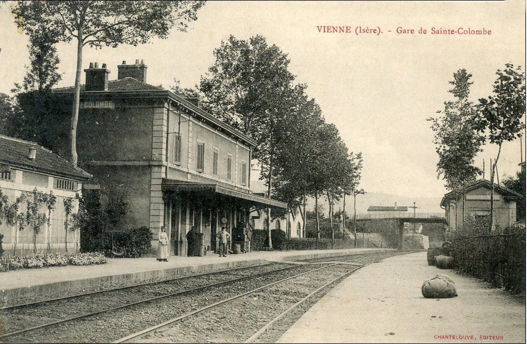Sainte-Colombe-les-Vienne (2) Chantelouve.jpg