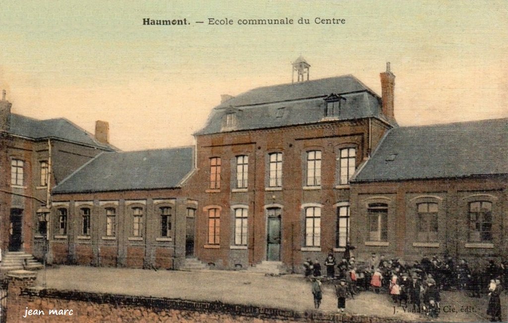 Hautmont - École communale du Centre.jpg