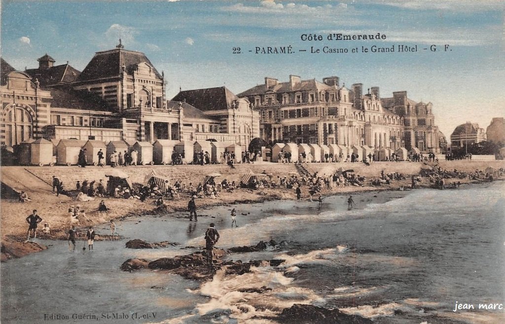 Paramé - Le Casino et le Grand Hôtel.jpg