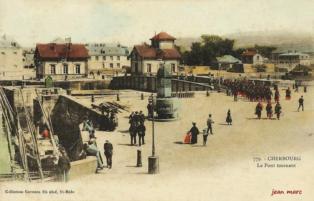 Cherbourg - Le Pont Tournant.jpg