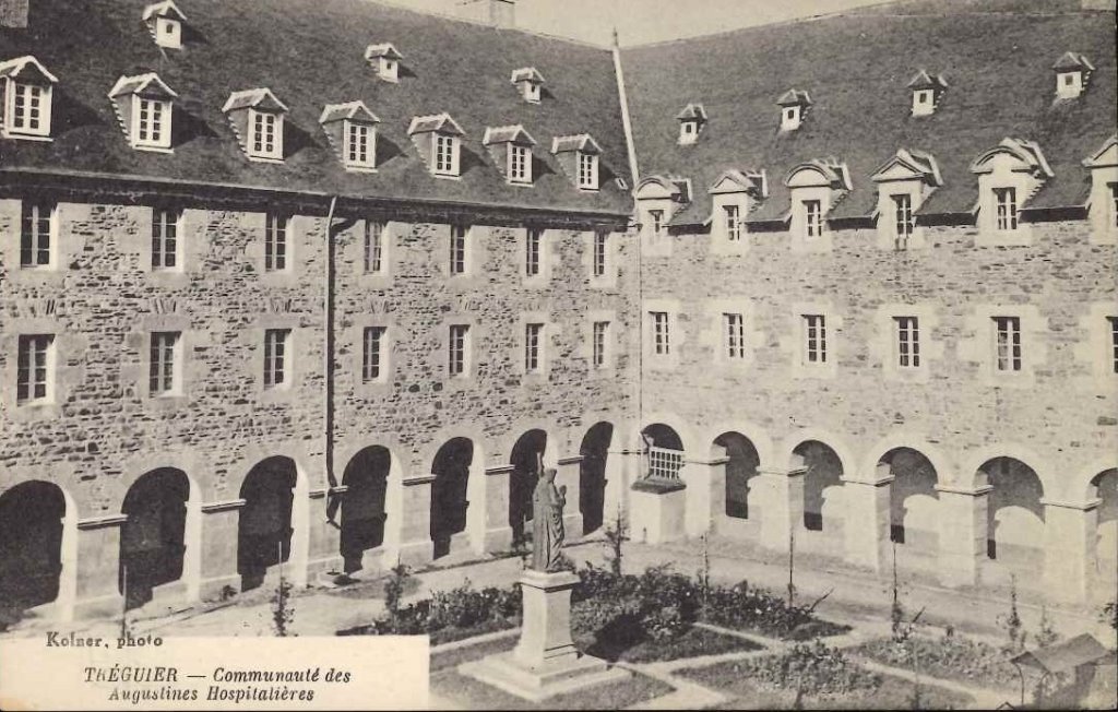 TRéguier - Communauté des Augustines Hospitalières.jpg