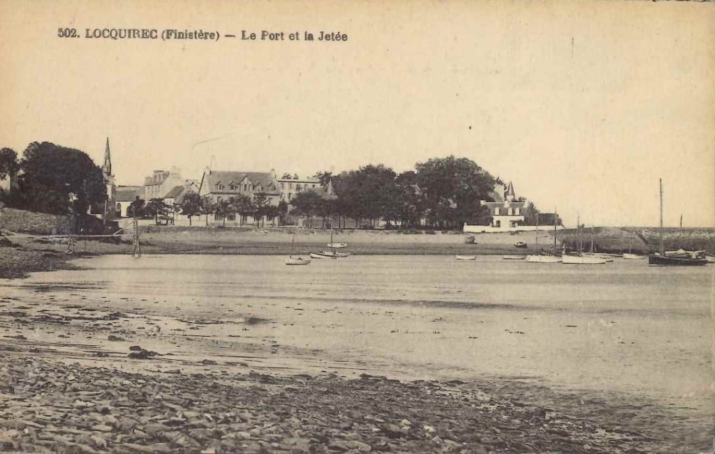 502 - Locquirec- le port et la jetée.jpg