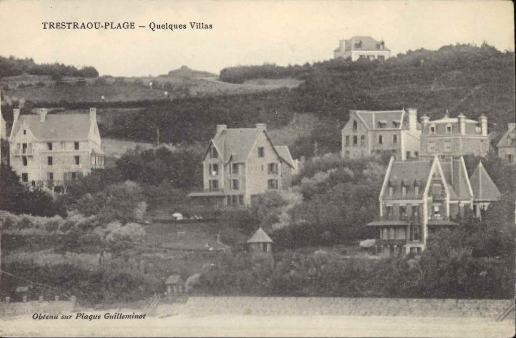 Trestraou Plage - quelques villas.jpg