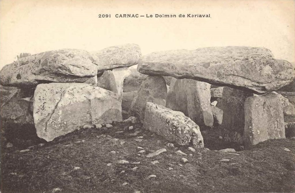 2091 - Carnac - Le Dolmen de Keriaval.jpg