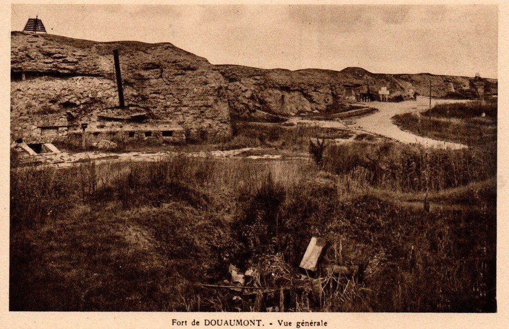 Douaumont.jpg