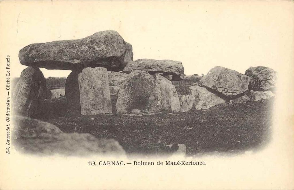 179 - Carnac - Dolmen de Mané-Kérioned.jpg