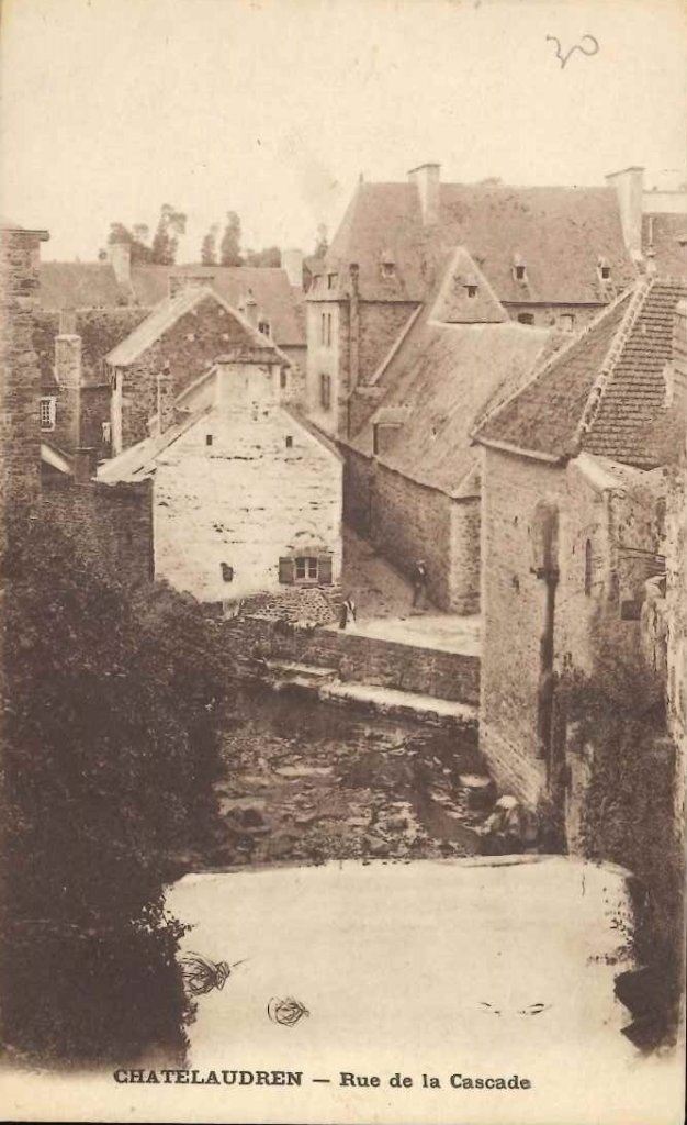 Chatelaudren - rue de la cascade.jpg