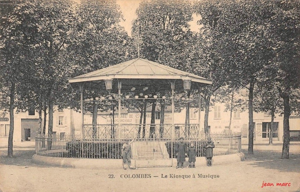 Colombes - Le Kiosque à musique.jpg