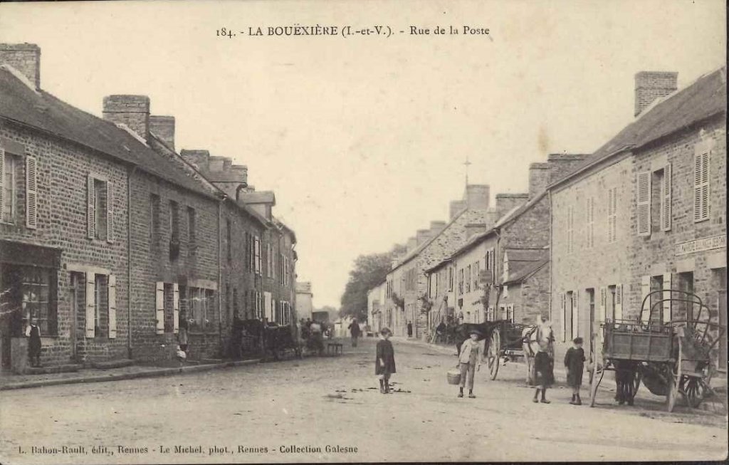 184 - La Bouéxière - rue de la poste.jpg