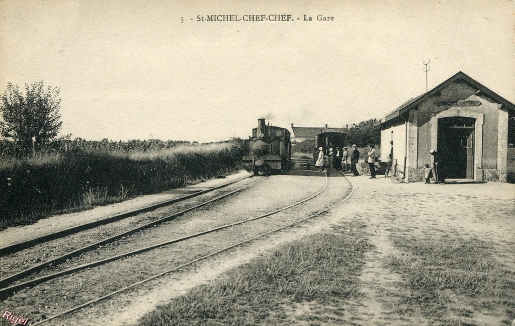 44-St-Michel-Chef-Chef - La Gare.jpg