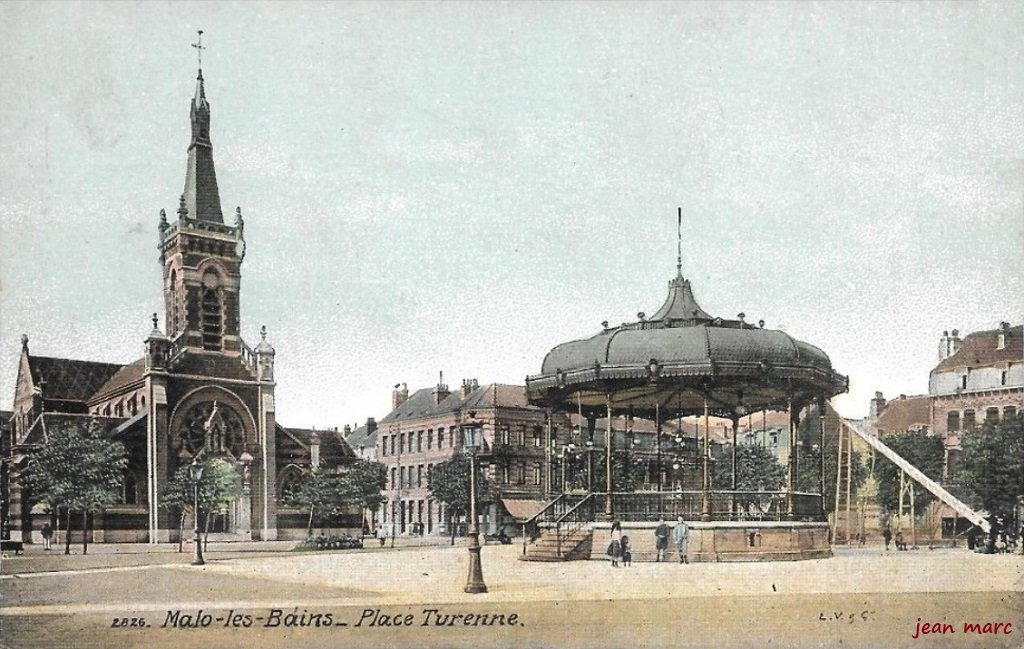 Malo-les-Bains - Place Turenne.jpg