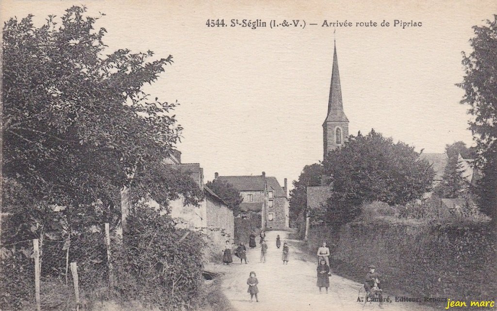 Saint-Séglin - Arrivée Route de Pipriac.jpg