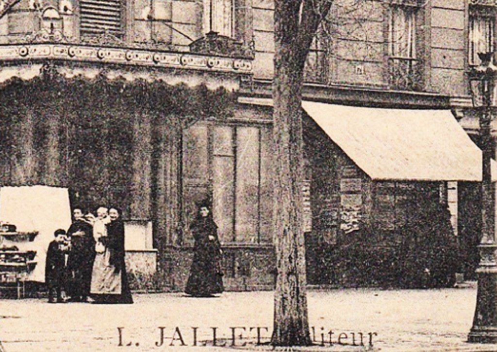 Paris XIVe - Avenue du Maine rue Brézin (Papeterie librairie mercerie 171 avenue du Maine) agrandi.jpg