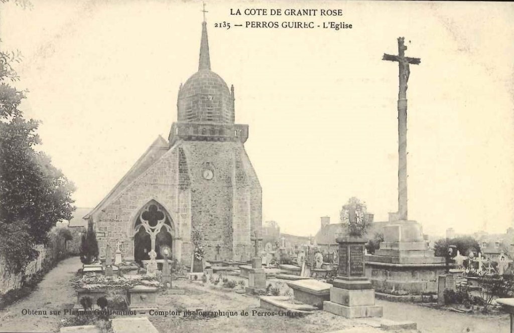 2135 - Perros Guirec - l'église.jpg
