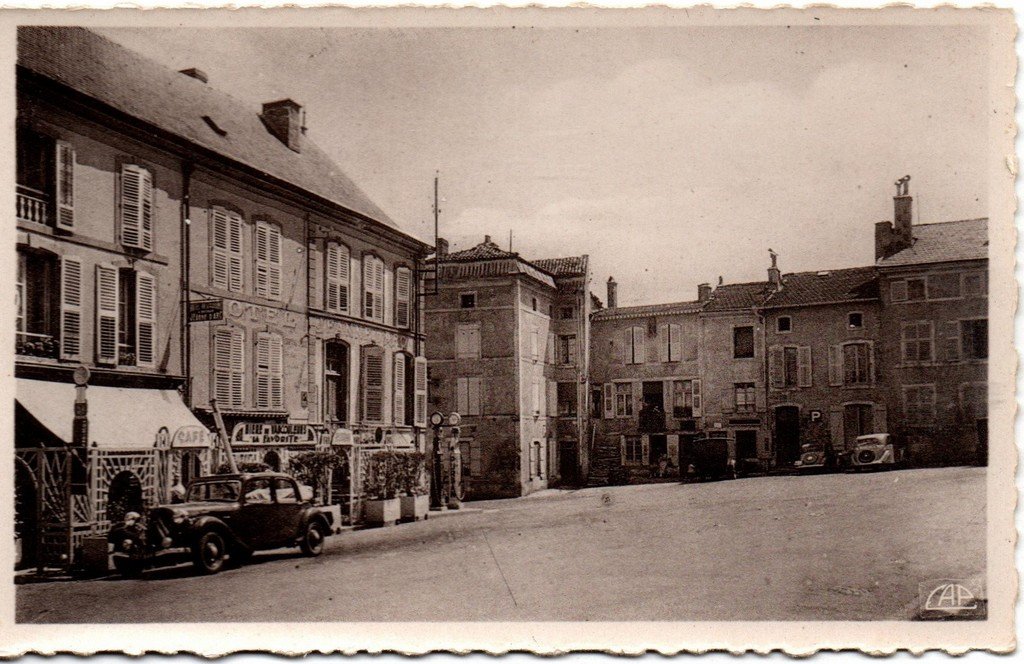 Vaucouleurs 72 CAP.jpg