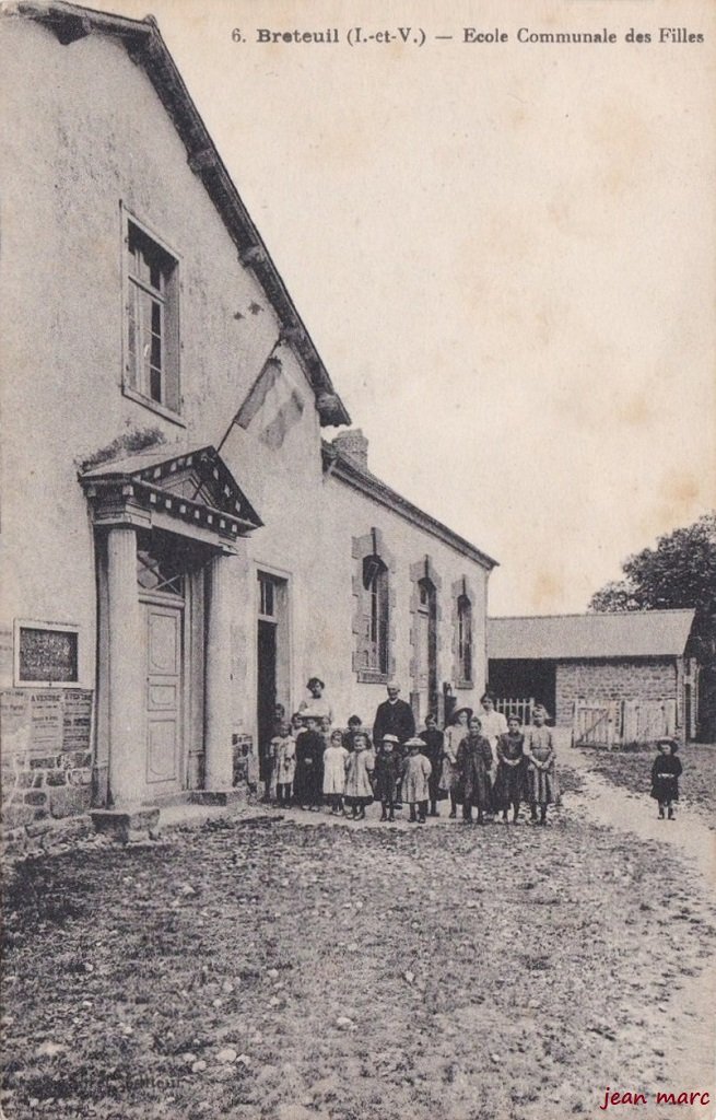Breteuil - École communale des filles.jpg