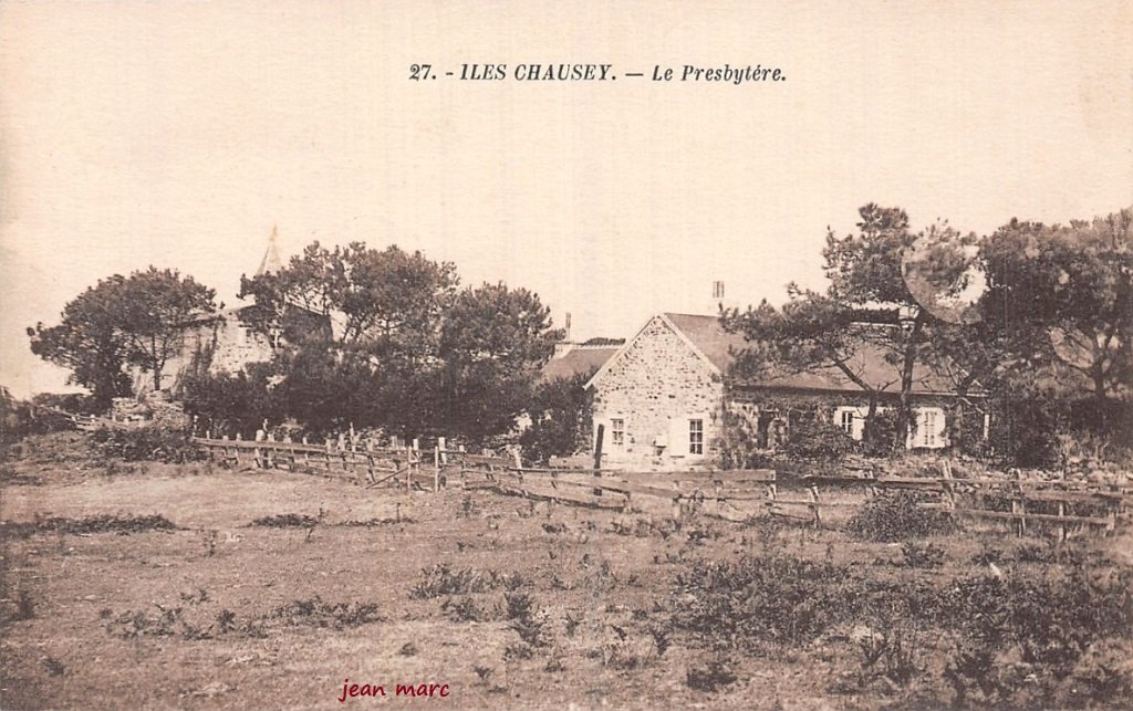 Iles Chausey - Le Presbytère 27.jpg