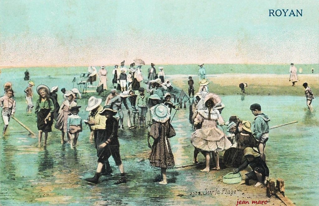 Royan - Sur la Plage.jpg