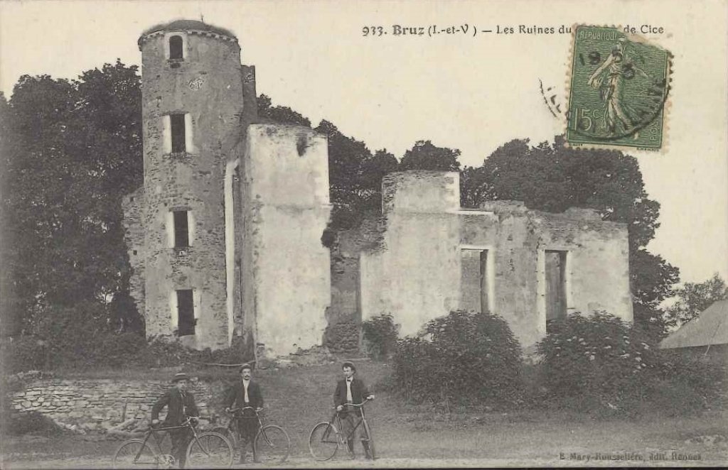 933 - Bruz - Les ruines du chateau de Cicé.jpg