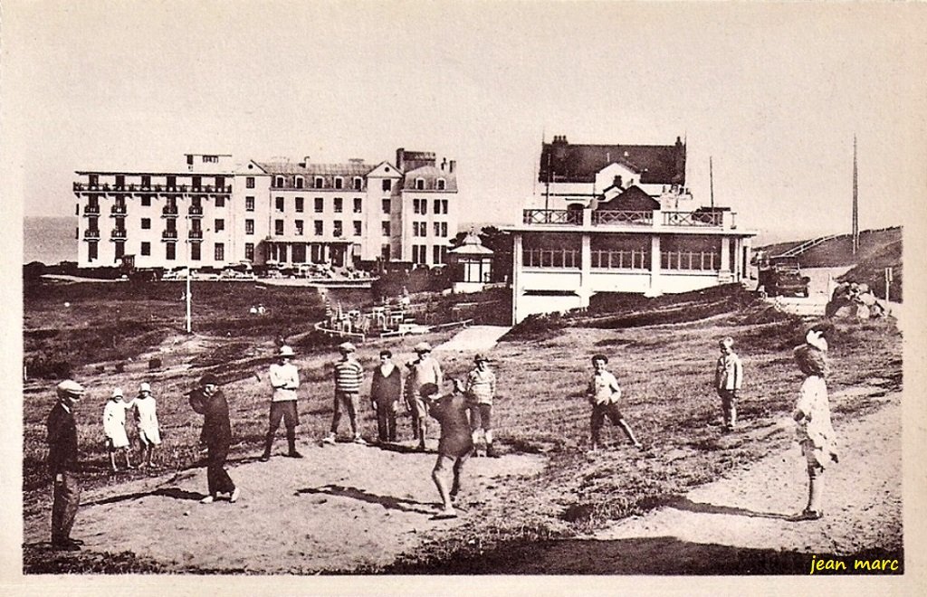 Saint-Briac - Le Golf et Hôtel des Panoramas.jpg