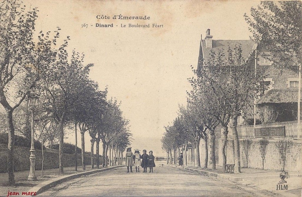 Dinard - Le Boulevard Féart.jpg