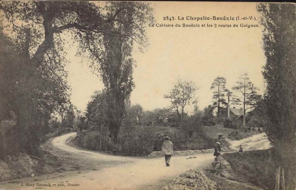 2843 - La Chapelle Bouëxic - le calvaire du Bouexic et les 2 routes de Guignen.jpg