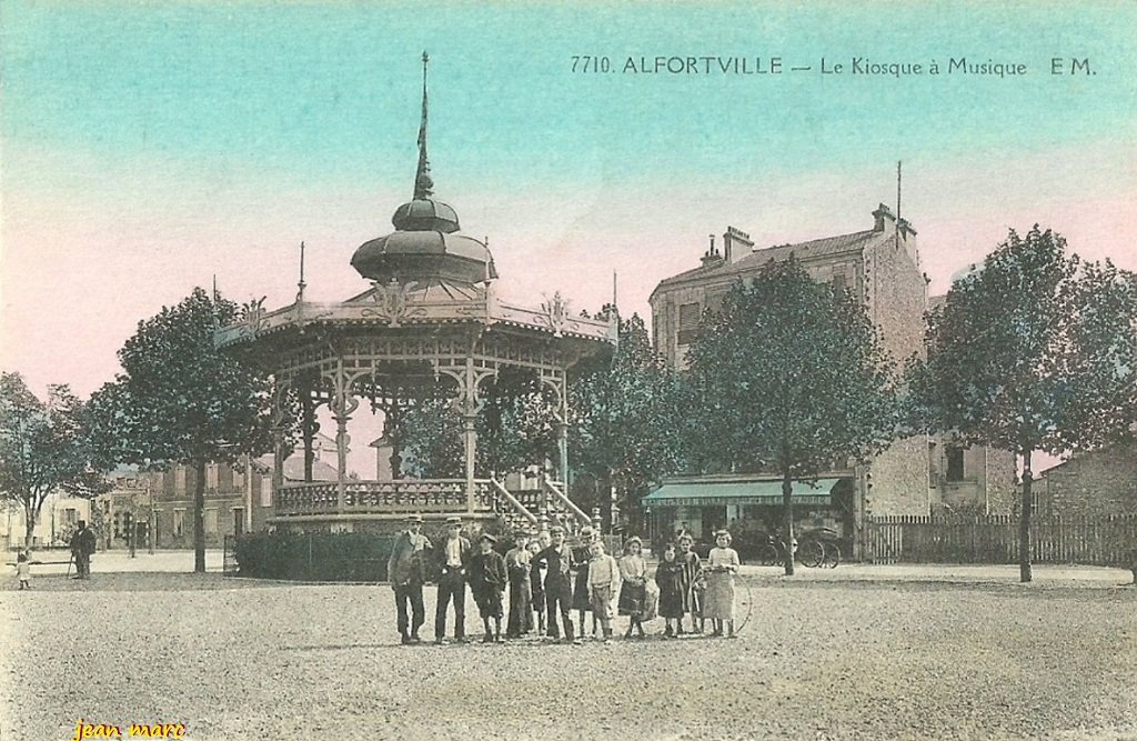 Alfortville - Le Kiosque à musique.jpg