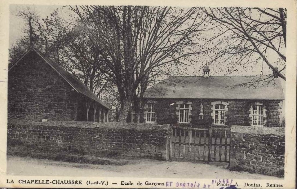 La Chapelle Chaussée - Ecole des Garçons.jpg