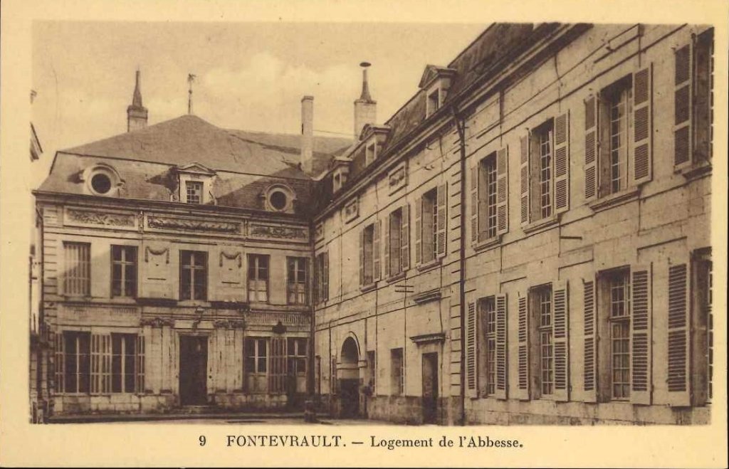 9 - Fontevraul - Logement de l'Abbesse.jpg