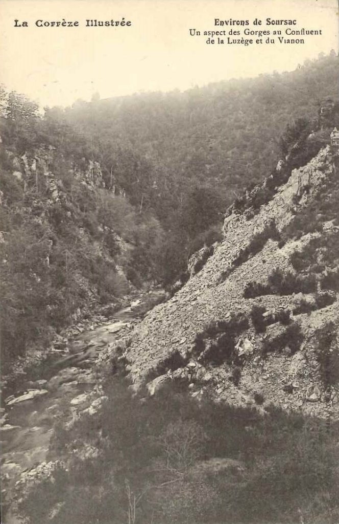 Environs de Soursac - Un aspect des gorges au confluent de la luzège et du Vianon.jpg