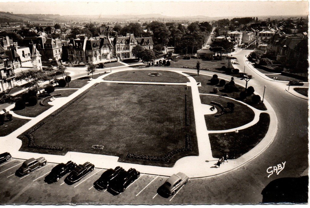 Cabourg 56 Artaud.jpg