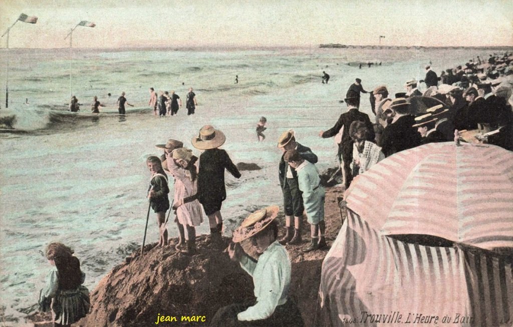Trouville - L'Heure du Bain.jpg