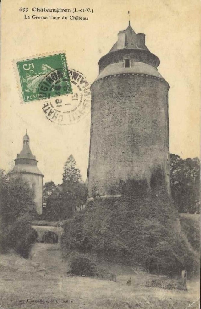 633 - Châteaugiron - La grosse tour du château.jpg