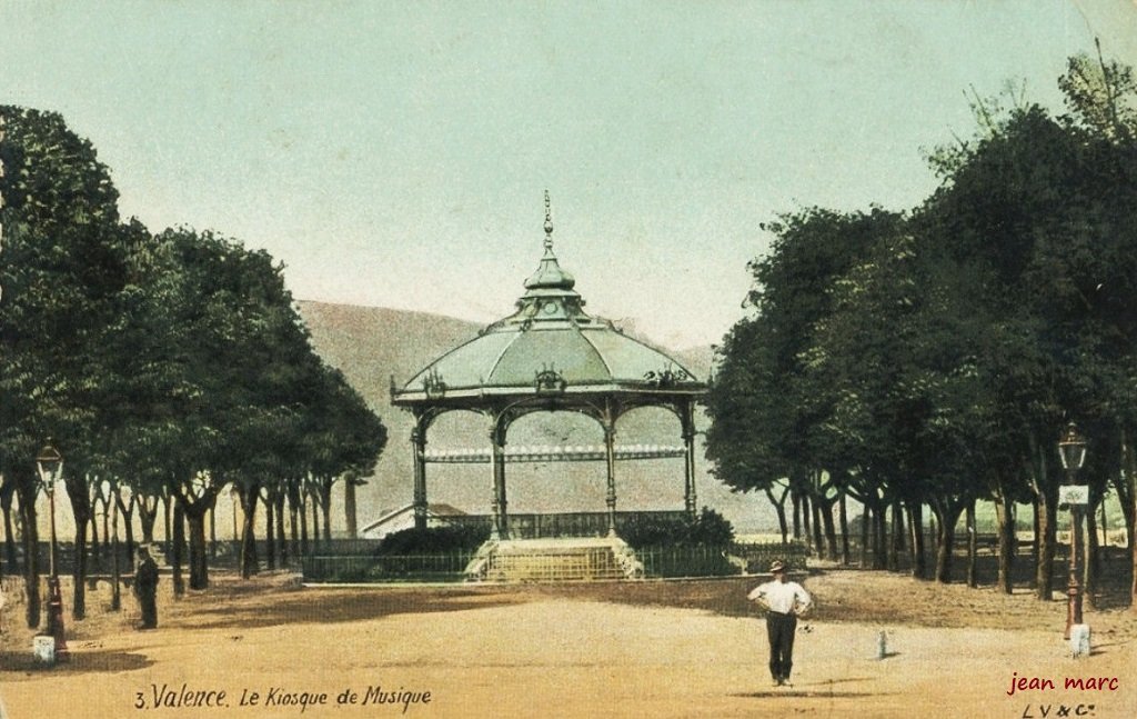 Valence - Le Kiosque de Musique.jpg