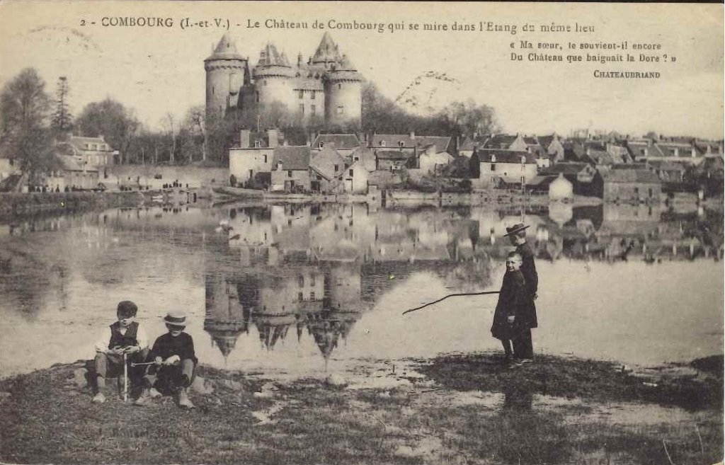 2 - Combourg - le château de combourg qui se mire dans l'étang du même lieu.jpg