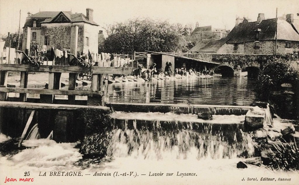 Antrain - Lavoir sur Loysance.jpg