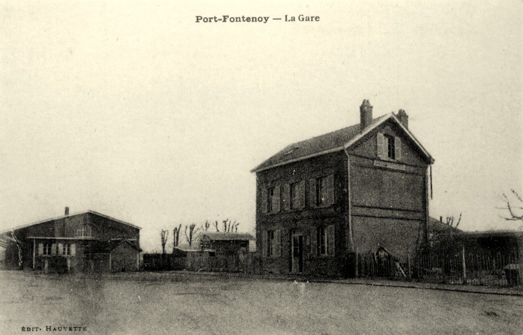 Port Fontenoy 1 P.jpg