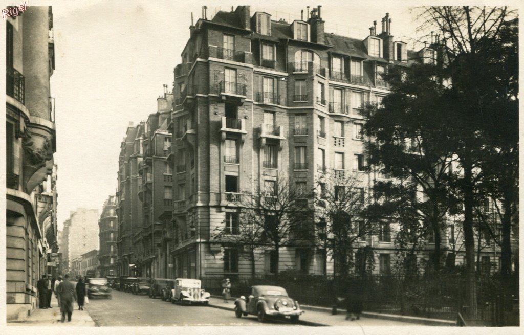 75-18- Rue Marcadet - Square Carpeaux - Edition Foucher.jpg
