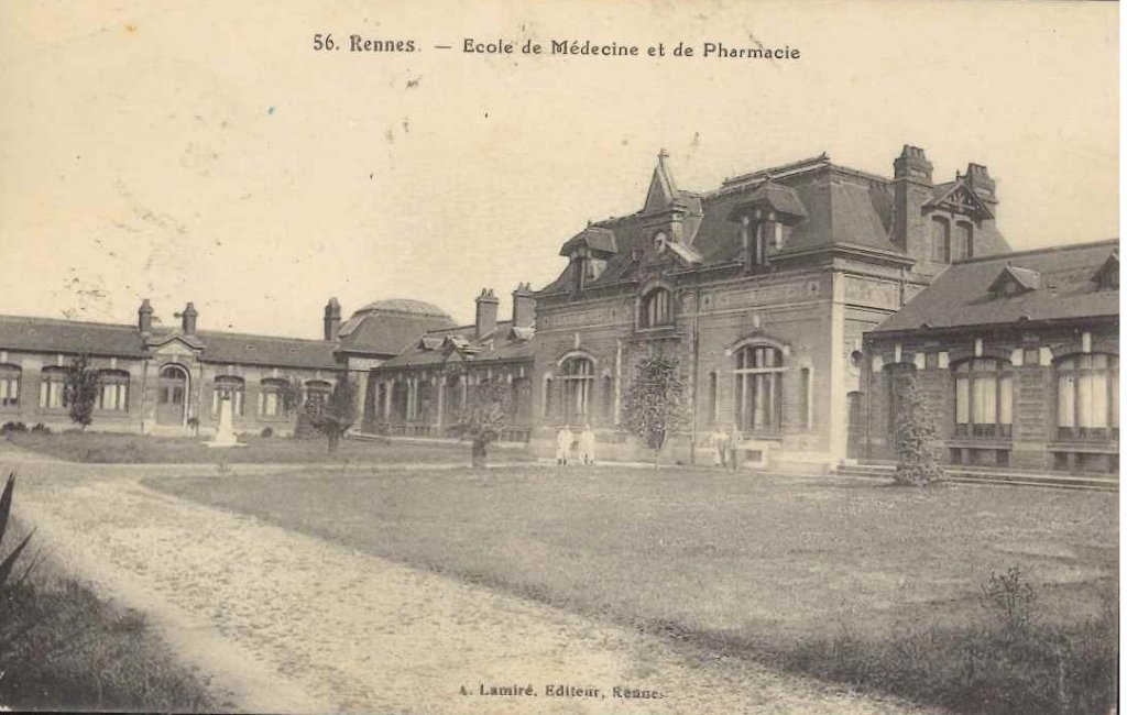 56 - Rennes - Ecole de médecine et de pharmacie.jpg