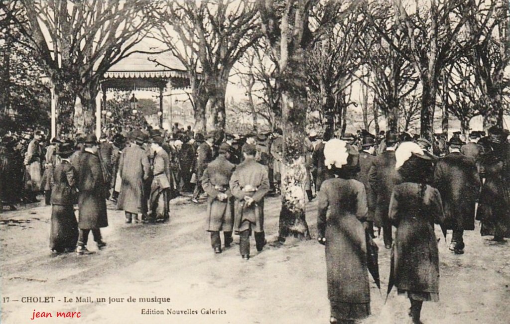 Cholet - Le Mail, un jour de musique.jpg