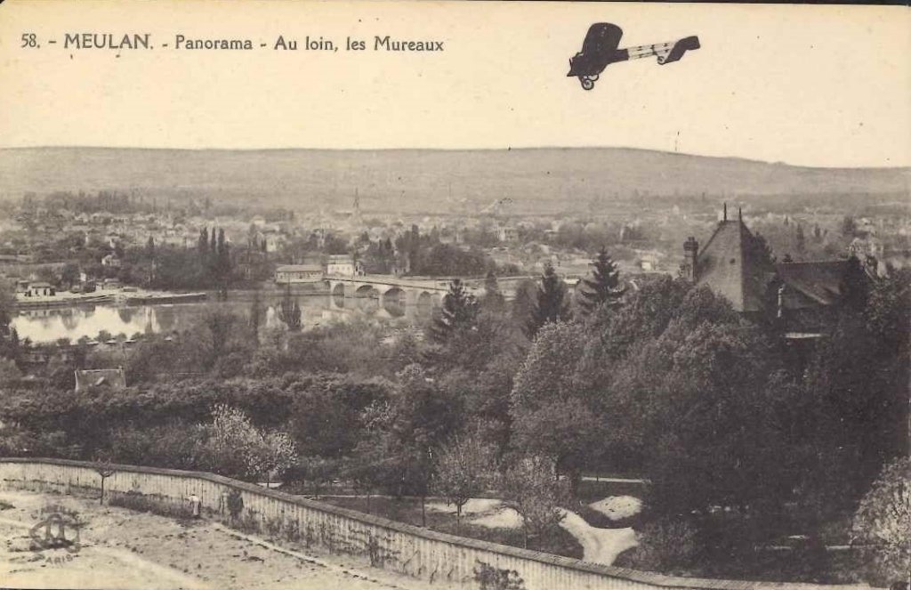 58 - Meulan - Panorama - Au loin, les Mureaux.jpg