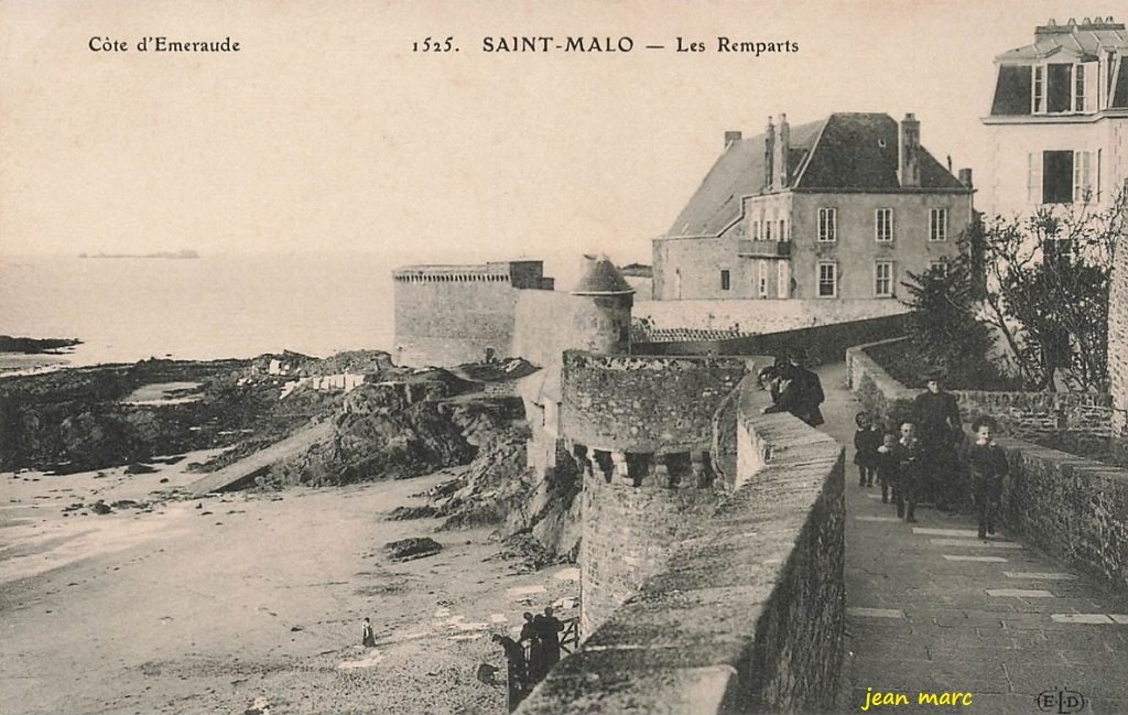 Saint-Malo - Les Remparts.jpg