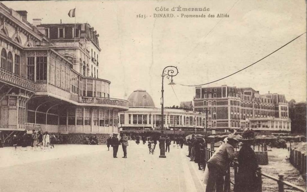 1615 - Dinard - Promenade des alliés.jpg