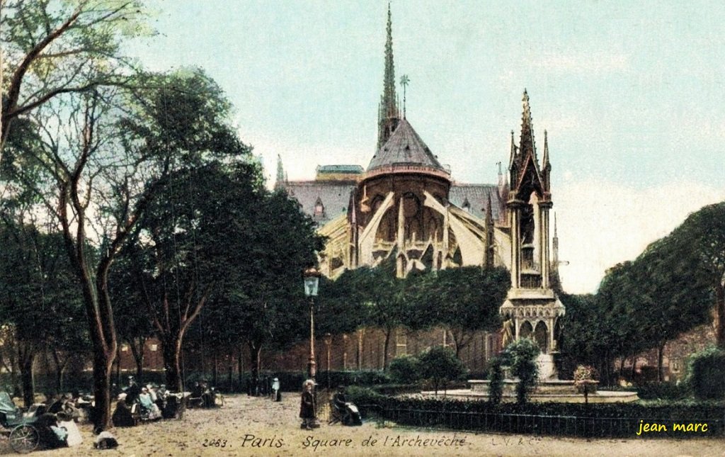 Paris - Square de l'Archevêché.jpg