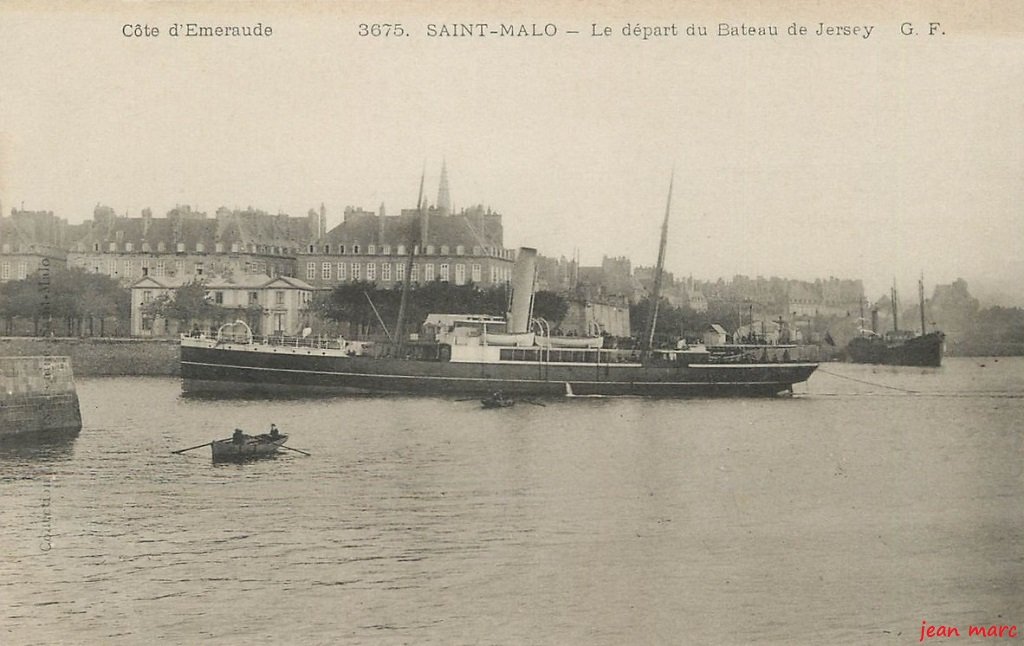 Saint-Malo - Le Départ du bateau de Jersey (le Hilda).jpg