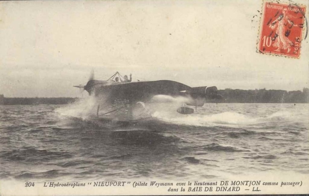 204 - L'hydroaéroplane nieuport pilote... dans la baie de Dinard.jpg