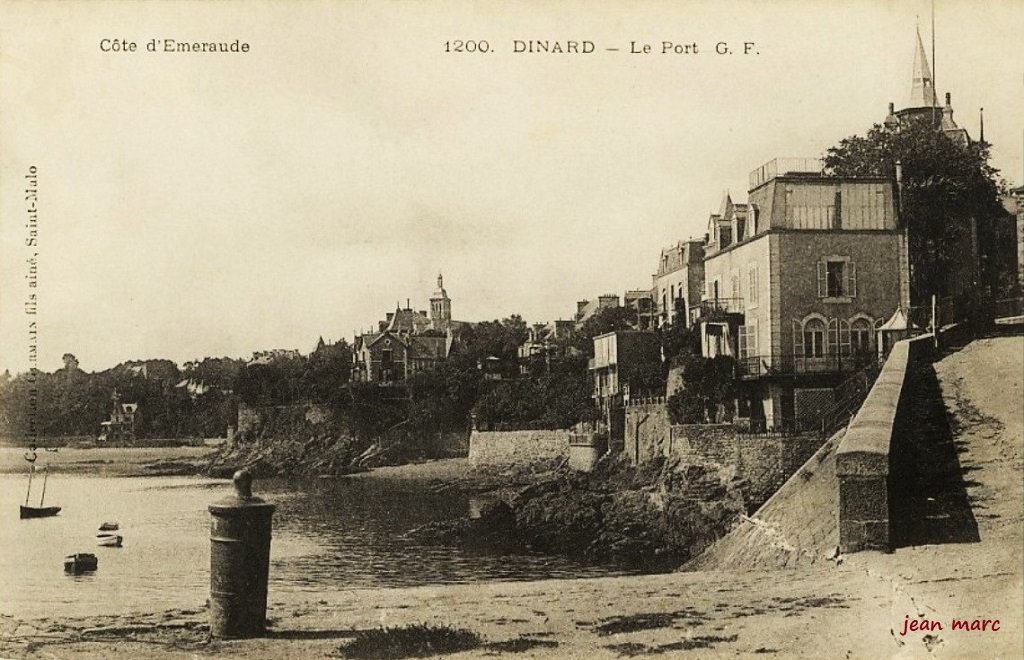 Dinard - Le Port.jpg