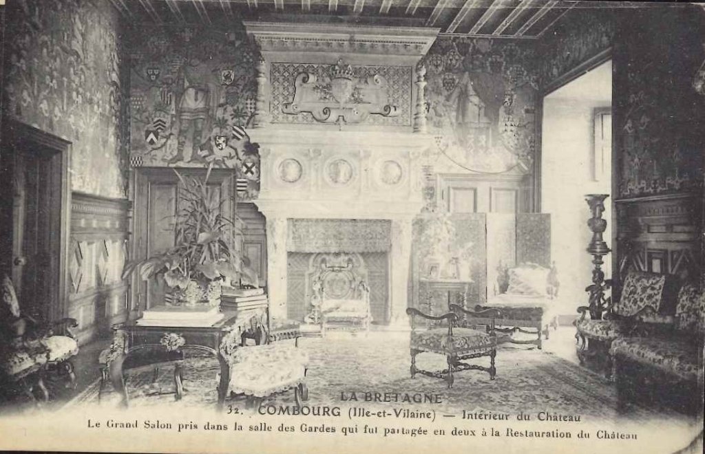 32 - Combourg - Intérieur du château.jpg