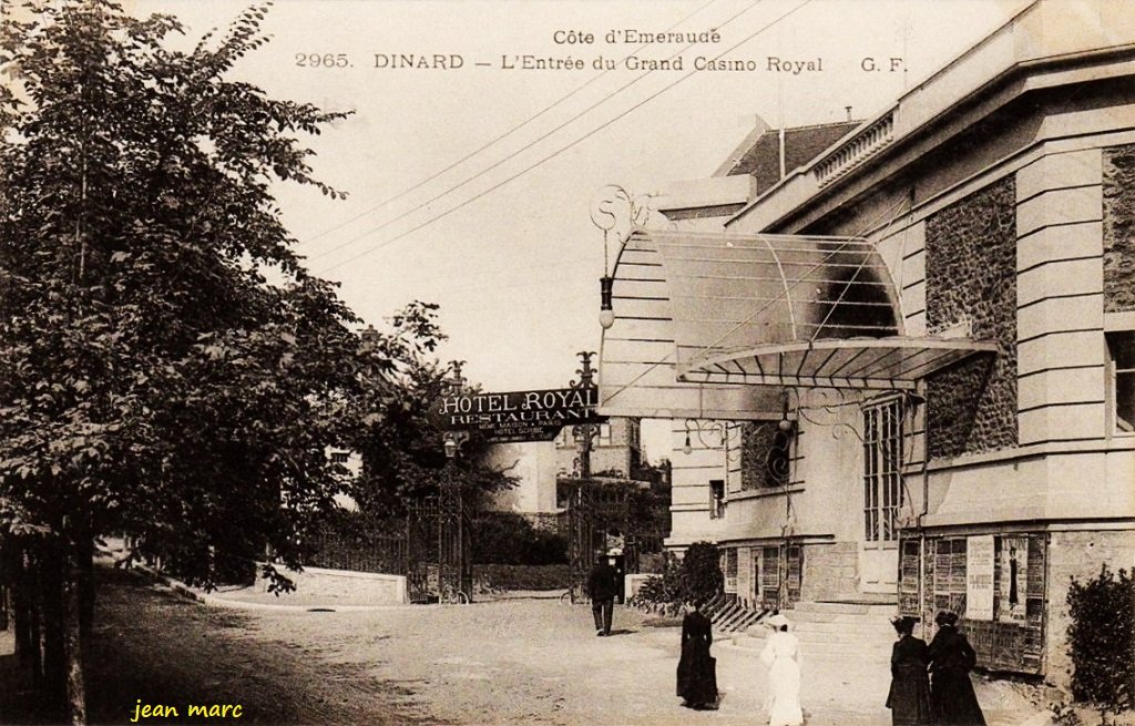 Dinard – L’entrée du Grand Casino Royal.jpg